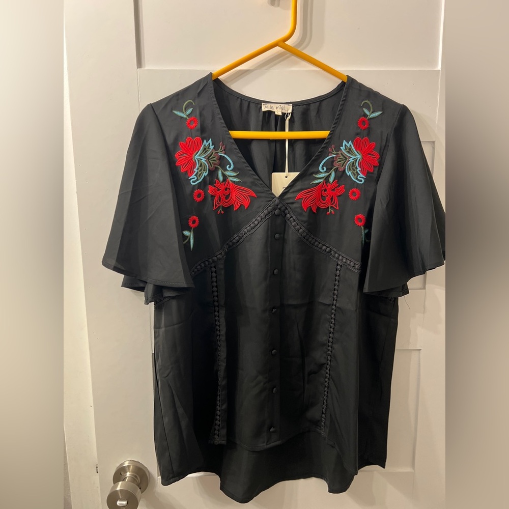 LA MIEL Black Blouse with Red & Turquoise Floral Embroidery. New with tags